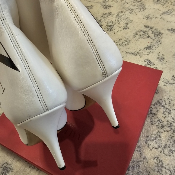 Valentino Garavani VLTN logo leather booties in size 39 - Picture 5 of 8